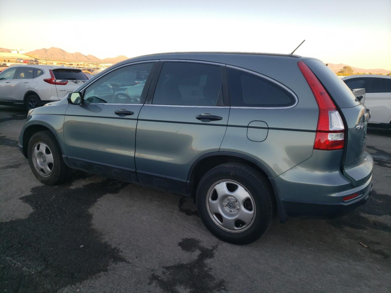 Изображение 2 2010 HONDA CR-V LX 2010 с VIN 5J6RE3H38AL041673