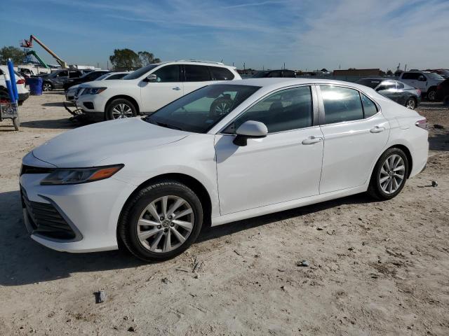 Image 1 of 2022 TOYOTA CAMRY LE 2022 with VIN 4T1C11AK5NU668906