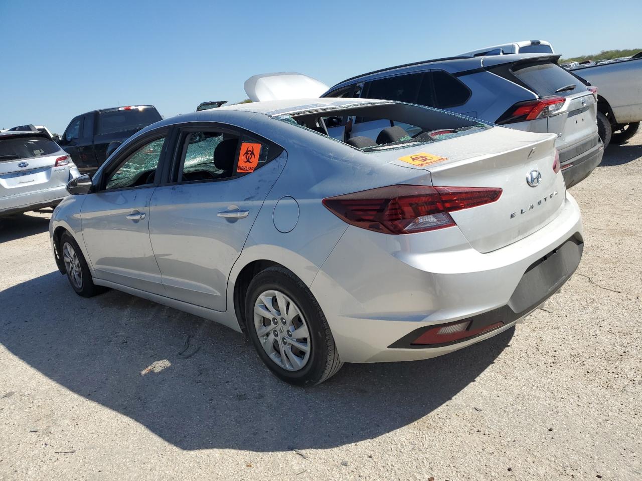 Изображение 2 2019 HYUNDAI ELANTRA SE 2019 с VIN 5NPD74LF3KH460568