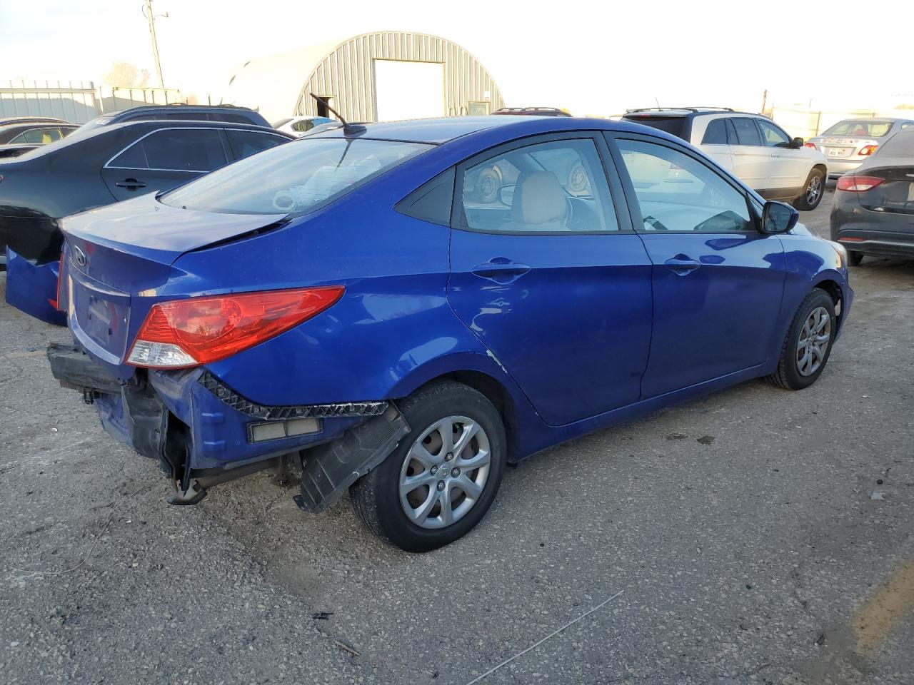 Obraz 3 z 2013 HYUNDAI ACCENT GLS 2013 z VIN KMHCT4AE9DU390662