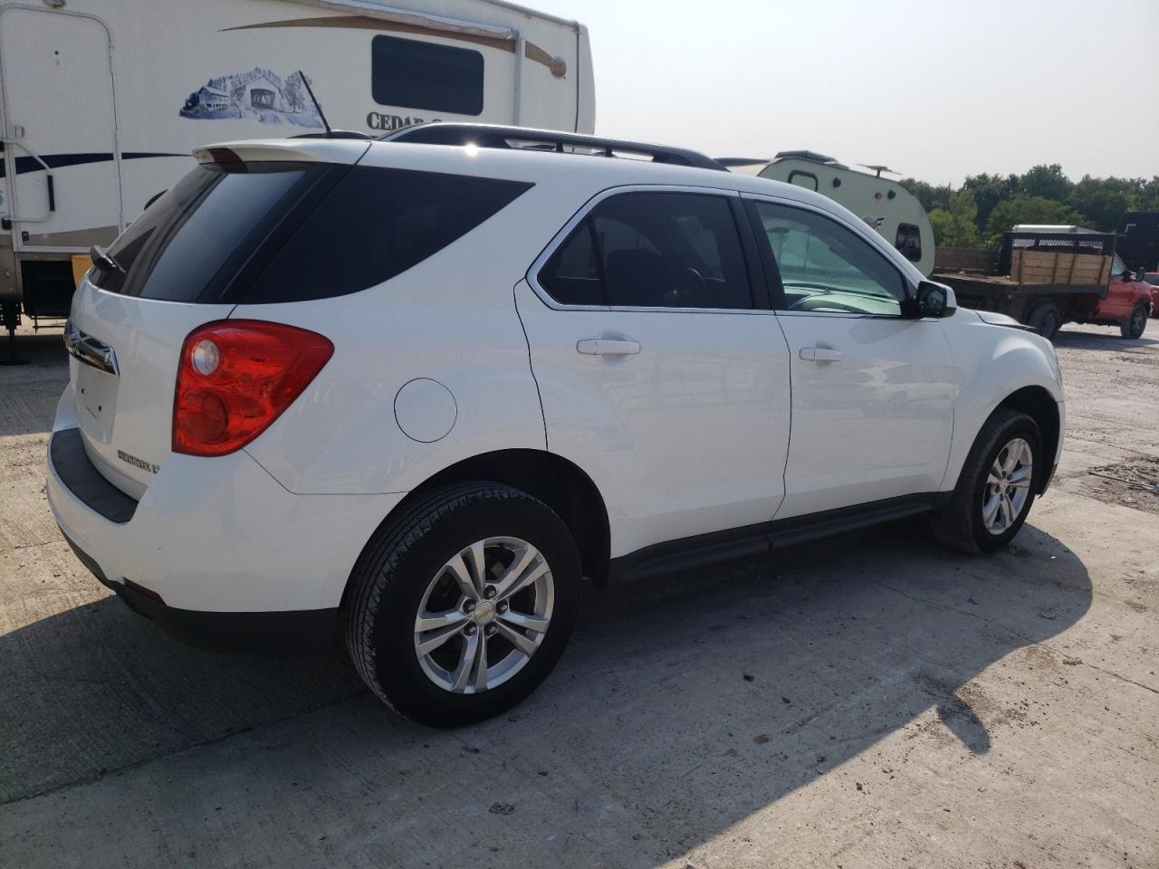 Image 3 of 2015 CHEVROLET EQUINOX LT 2015 with VIN 2GNALBEK9F6365866