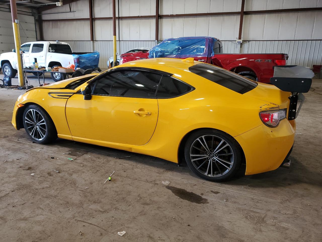 Image 2 of 2015 TOYOTA SCION FR-S  2015 with VIN JF1ZNAA11F8707064