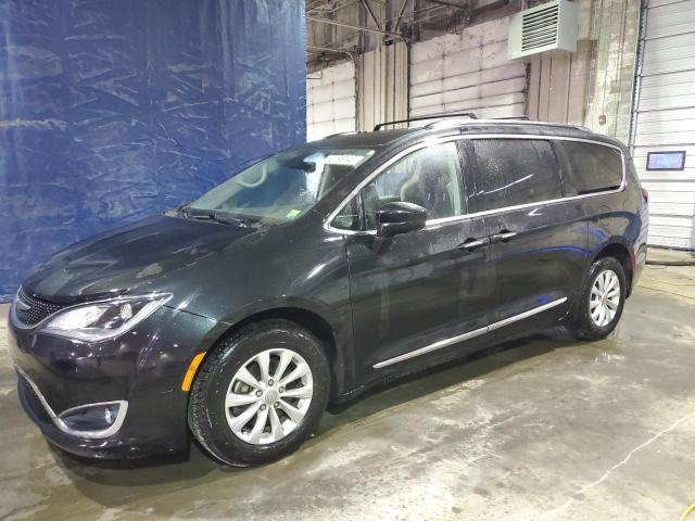 Image 1 of 2018 CHRYSLER PACIFICA TOURING L 2018 with VIN 2C4RC1BG4JR194604