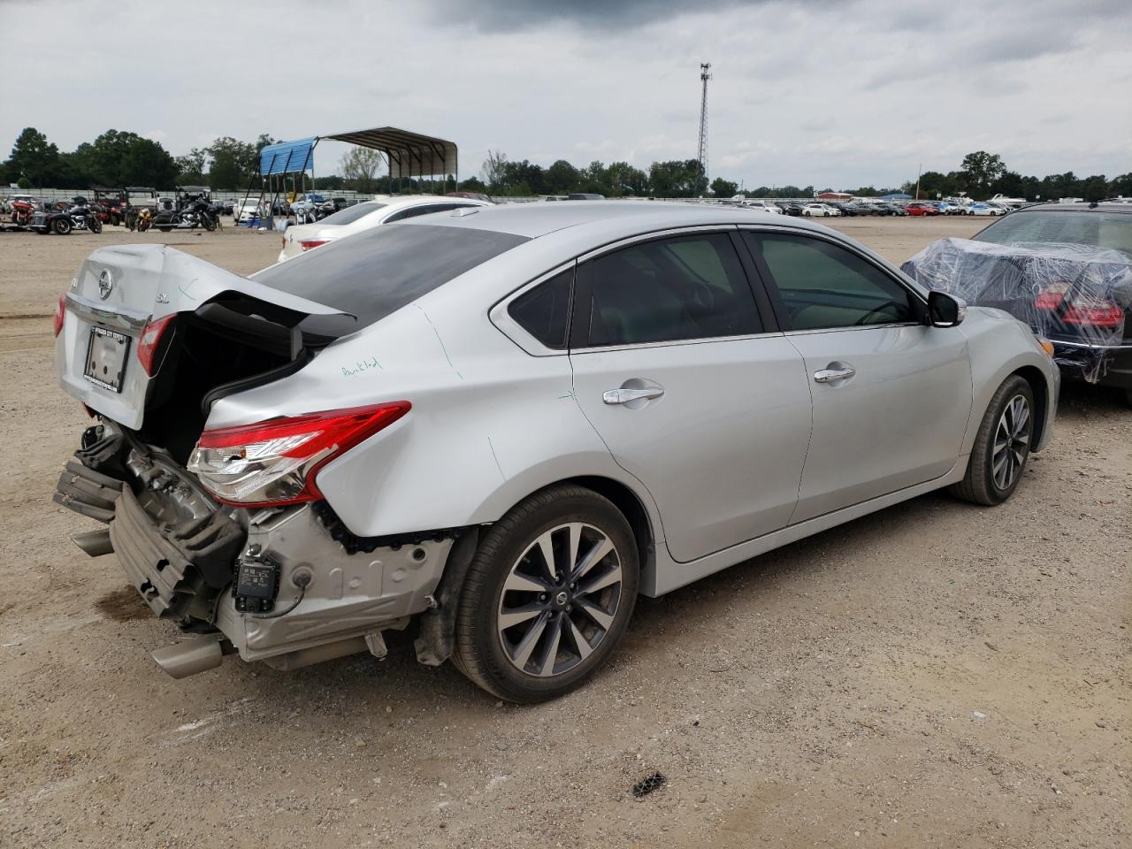 Изображение 3 2017 NISSAN ALTIMA 2.5 2017 с VIN 1N4AL3AP5HC211929