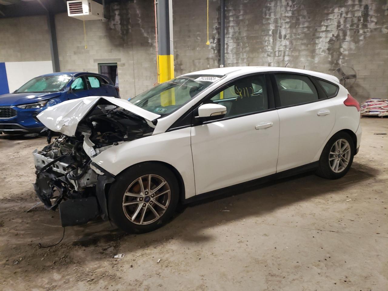 Obraz 1 z 2016 FORD FOCUS SE 2016 z VIN 1FADP3K20GL345394