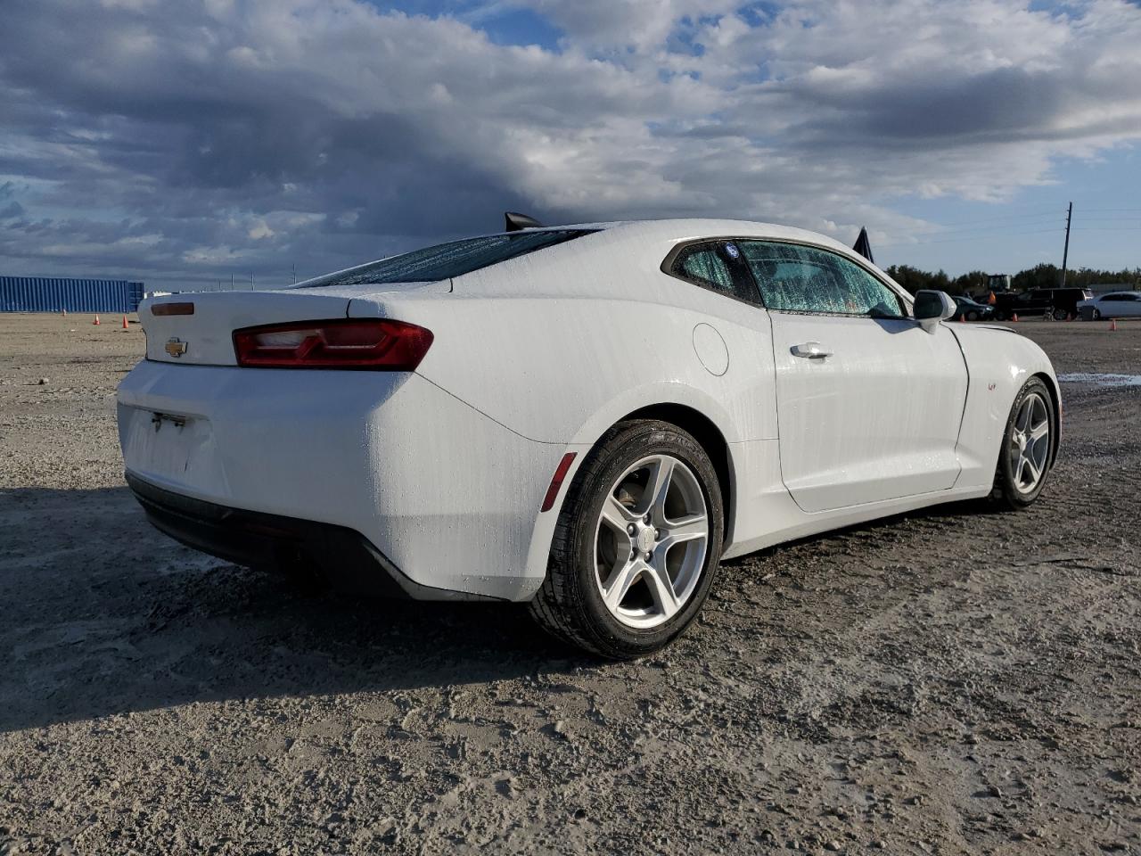 Изображение 3 2018 CHEVROLET CAMARO LT 2018 с VIN 1G1FB1RX0J0129358