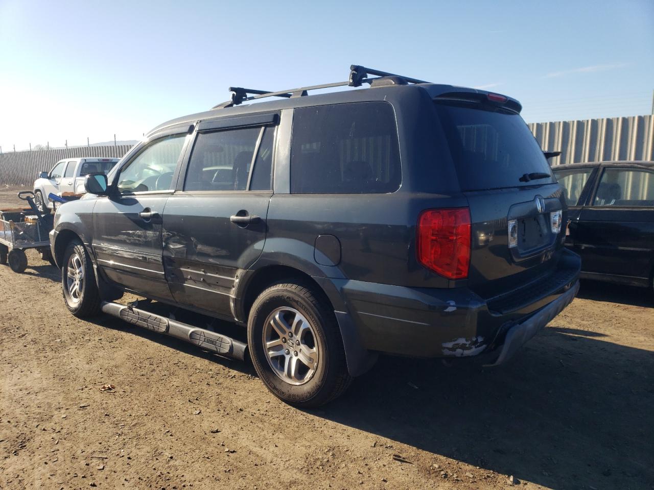 Obraz 2 z 2004 HONDA PILOT EX 2004 z VIN 2HKYF18434H621546