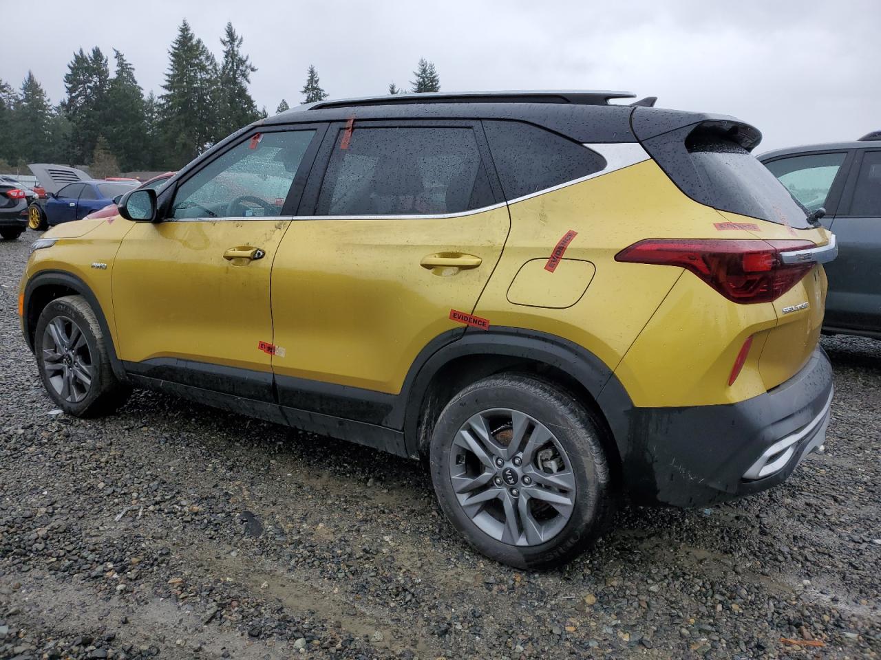 Изображение 2 2021 KIA SELTOS S 2021 с VIN KNDEUCAA8M7223869