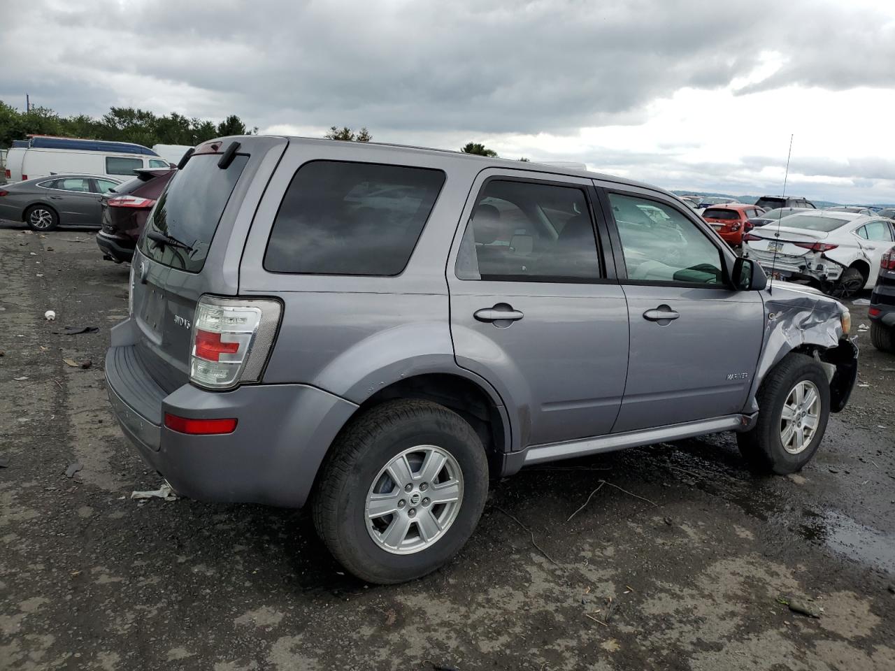Image 3 of Mercury Mariner 2008 with VIN 4M2CU91198KJ17017