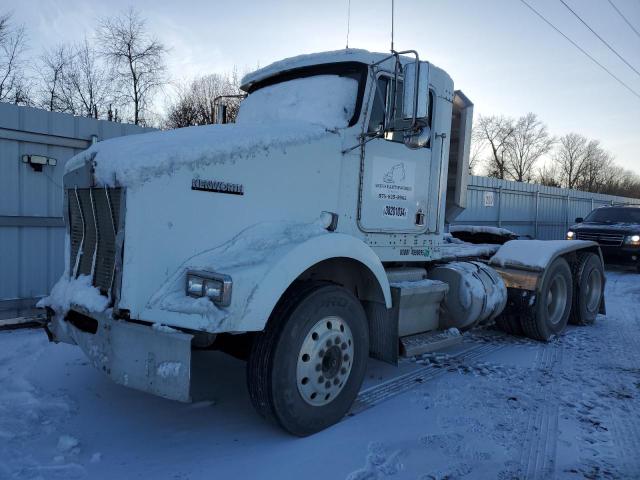 Image 2 of 1997 KENWORTH CONSTRUCTION T800 1997 with VIN 1XKDD99X0VJ712153