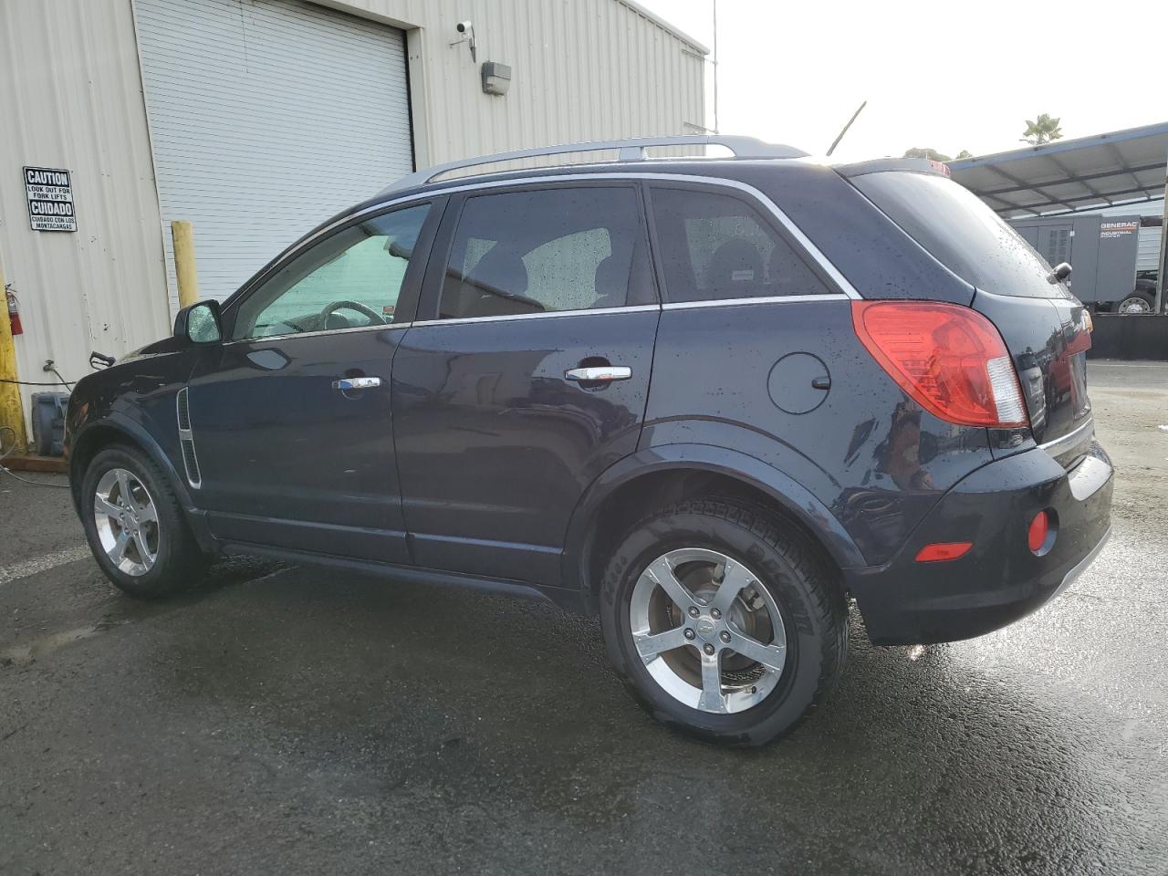 Image 2 of 2014 CHEVROLET CAPTIVA LT 2014 with VIN 3GNAL3EK0ES514039
