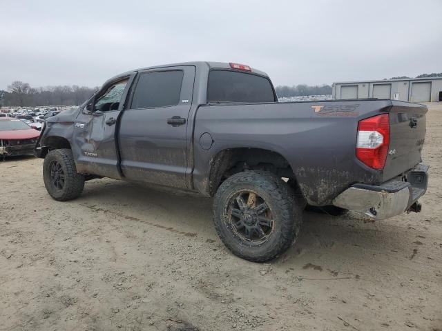 Obraz 2 z 2017 TOYOTA TUNDRA CREWMAX SR5 2017 z VIN 5TFDW5F16HX610209