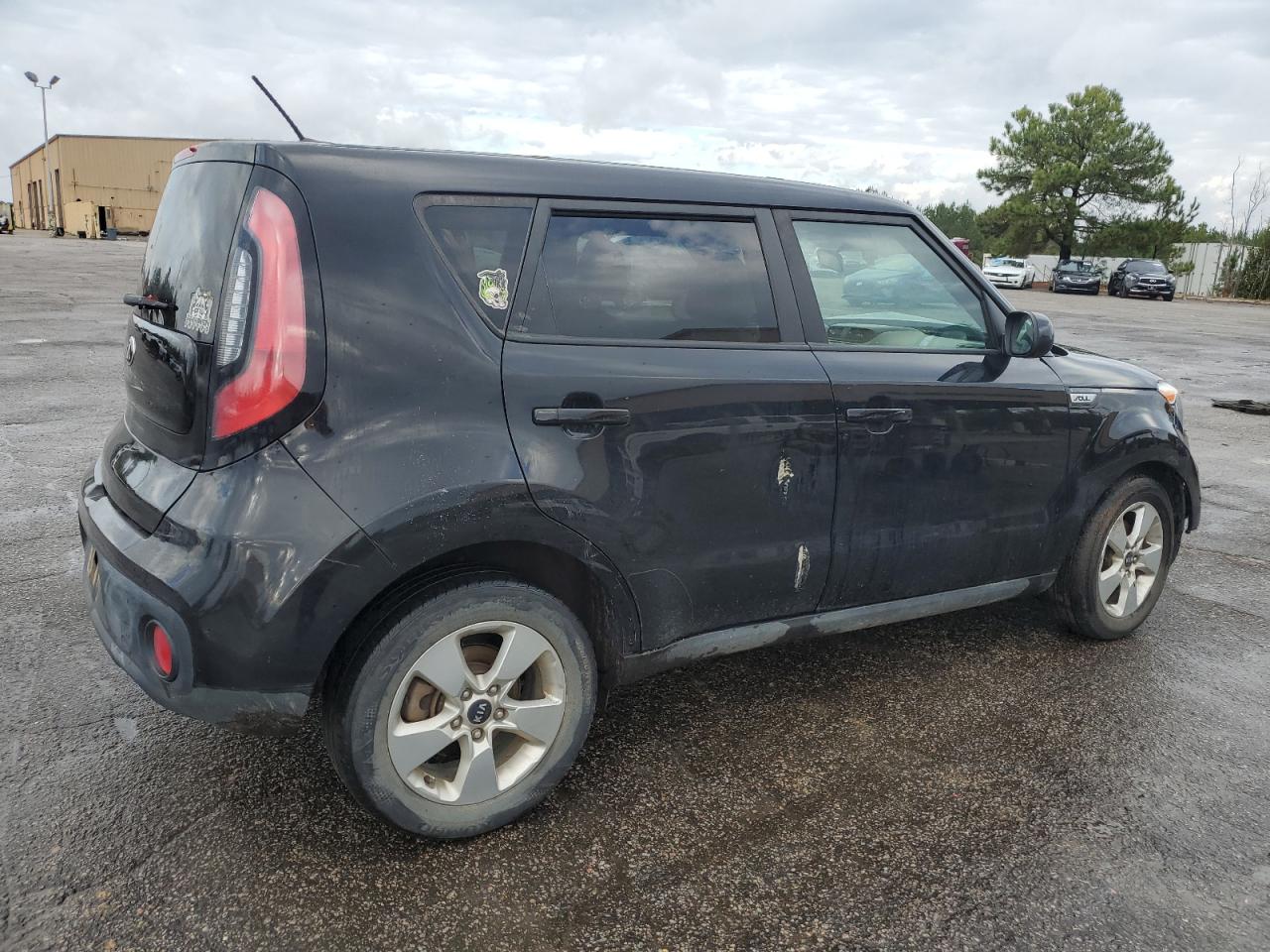 Obraz 3 z 2018 KIA SOUL  2018 z VIN KNDJN2A2XJ7590489