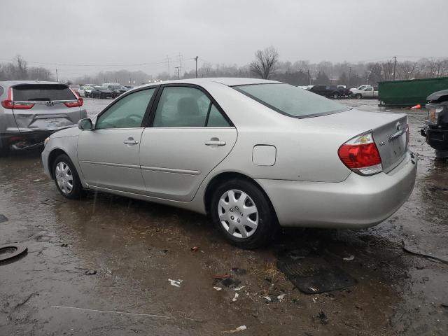 Obraz 2 z 2005 TOYOTA CAMRY LE 2005 z VIN 4T1BE32K05U990475