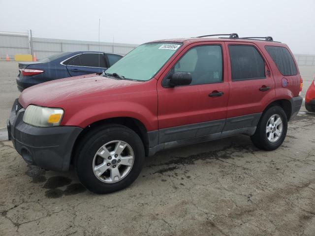Image 1 of 2005 FORD ESCAPE XLT 2005 with VIN 1FMYU03195KA35560