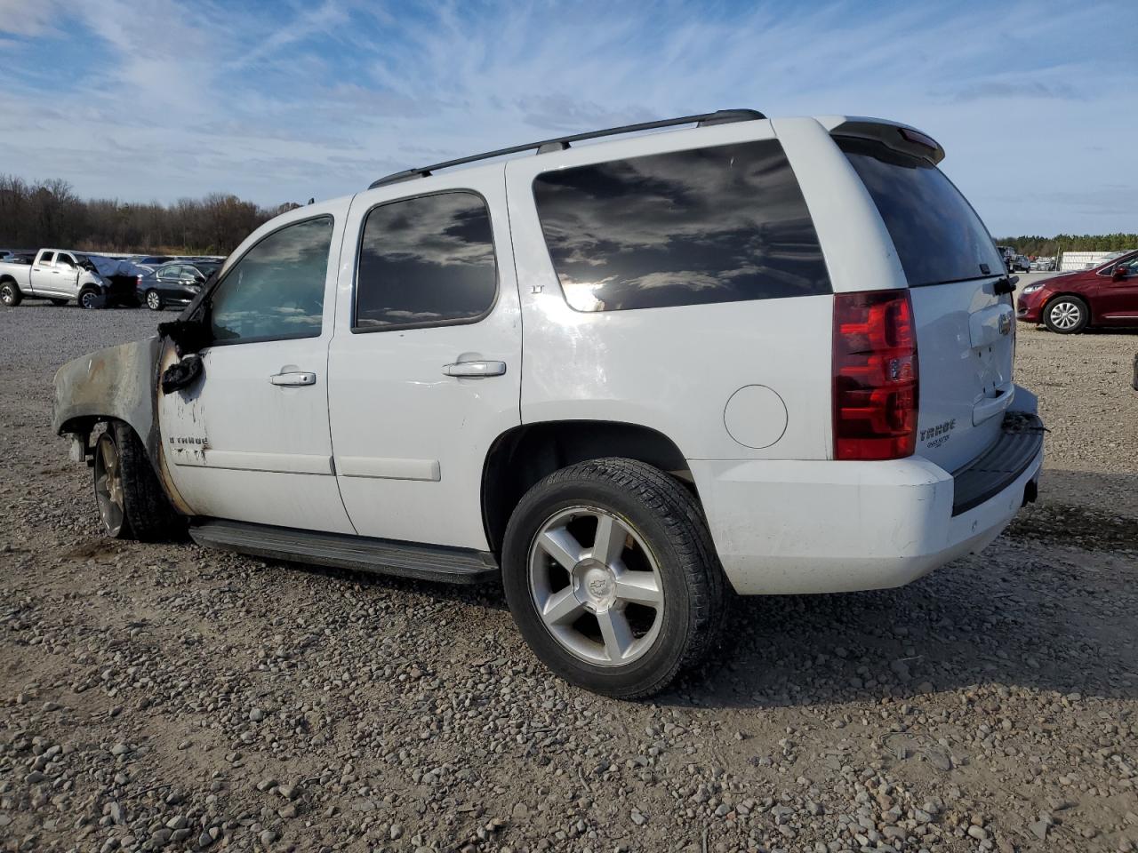 Изображение 2 2007 CHEVROLET TAHOE C1500 2007 с VIN 1GNFC13047R396031