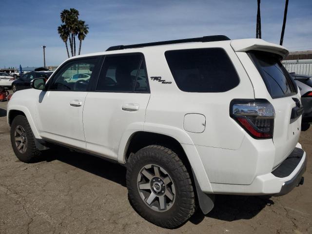 Изображение 2 2021 TOYOTA 4RUNNER SR5 PREMIUM 2021 с VIN JTERU5JR0M5898819