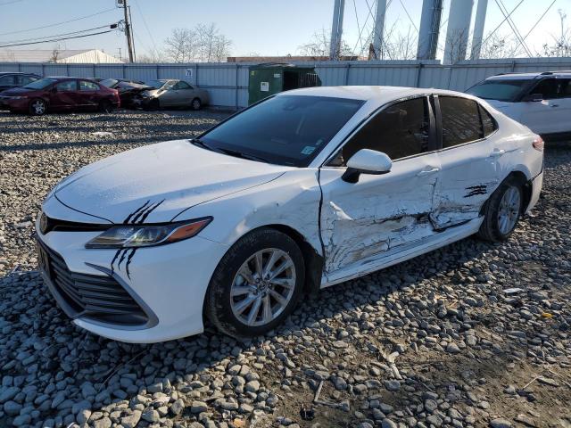 Image 1 of 2022 TOYOTA CAMRY LE 2022 with VIN 4T1C11AK8NU708153
