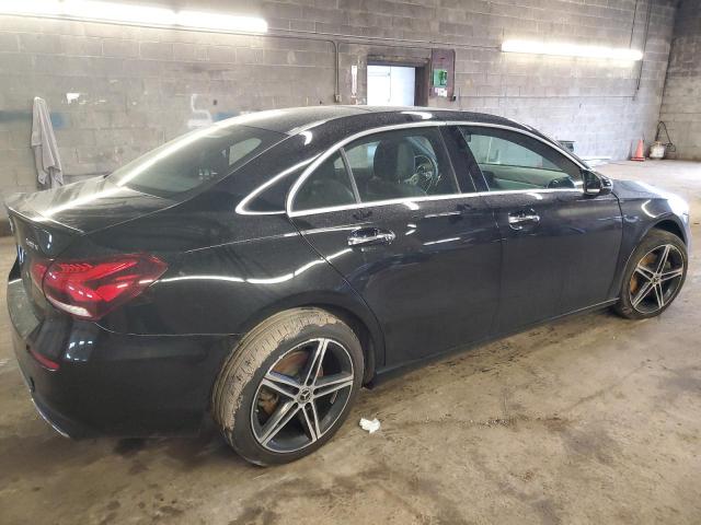 Obraz 3 z 2019 MERCEDES-BENZ A 220 4MATIC 2019 z VIN WDD3G4FB1KW019719