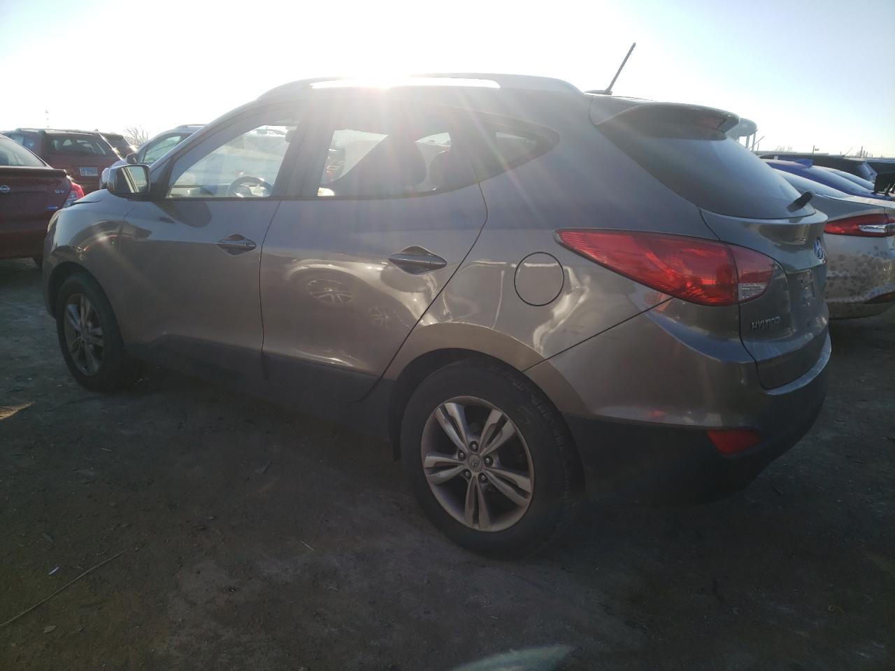 Изображение 2 2010 HYUNDAI TUCSON GLS 2010 с VIN KM8JU3AC0AU108868