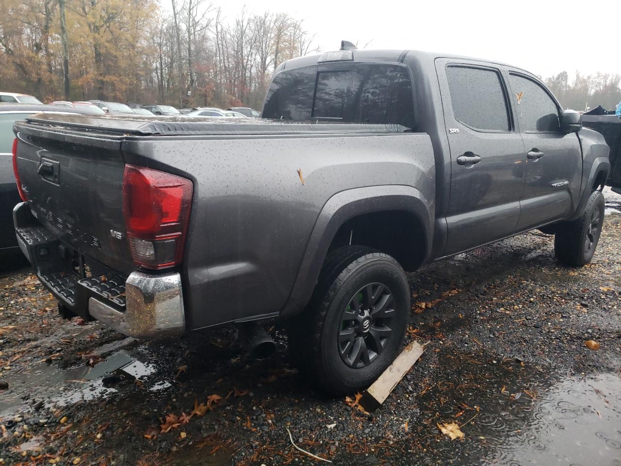 Obraz 3 z 2020 TOYOTA TACOMA DOUBLE CAB 2020 z VIN 5TFCZ5AN3LX240407