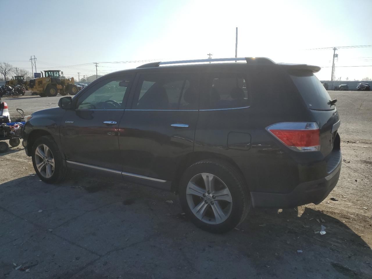 Изображение 2 2012 TOYOTA HIGHLANDER LIMITED 2012 с VIN 5TDDK3EHXCS133734