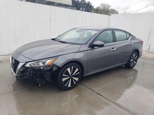 Image 1 of 2022 NISSAN ALTIMA SV 2022 with VIN 1N4BL4DV7NN368480