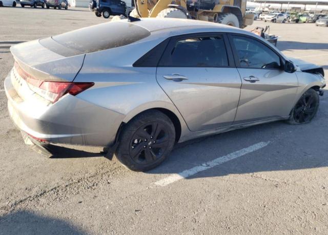 Image 3 of 2022 HYUNDAI ELANTRA SEL 2022 with VIN 5NPLS4AG2NH079661