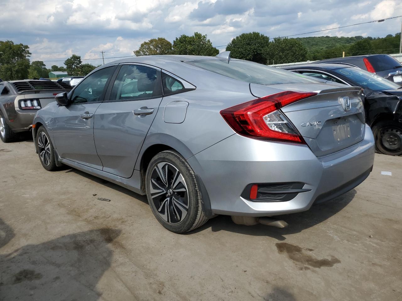 Image 2 of 2016 HONDA CIVIC EX 2016 with VIN 19XFC1F37GE038092