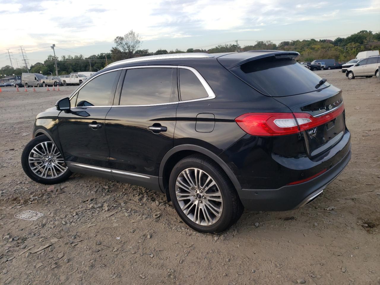 Obraz 2 z 2017 LINCOLN MKX RESERVE 2017 z VIN 2LMPJ6LR9HBL53596
