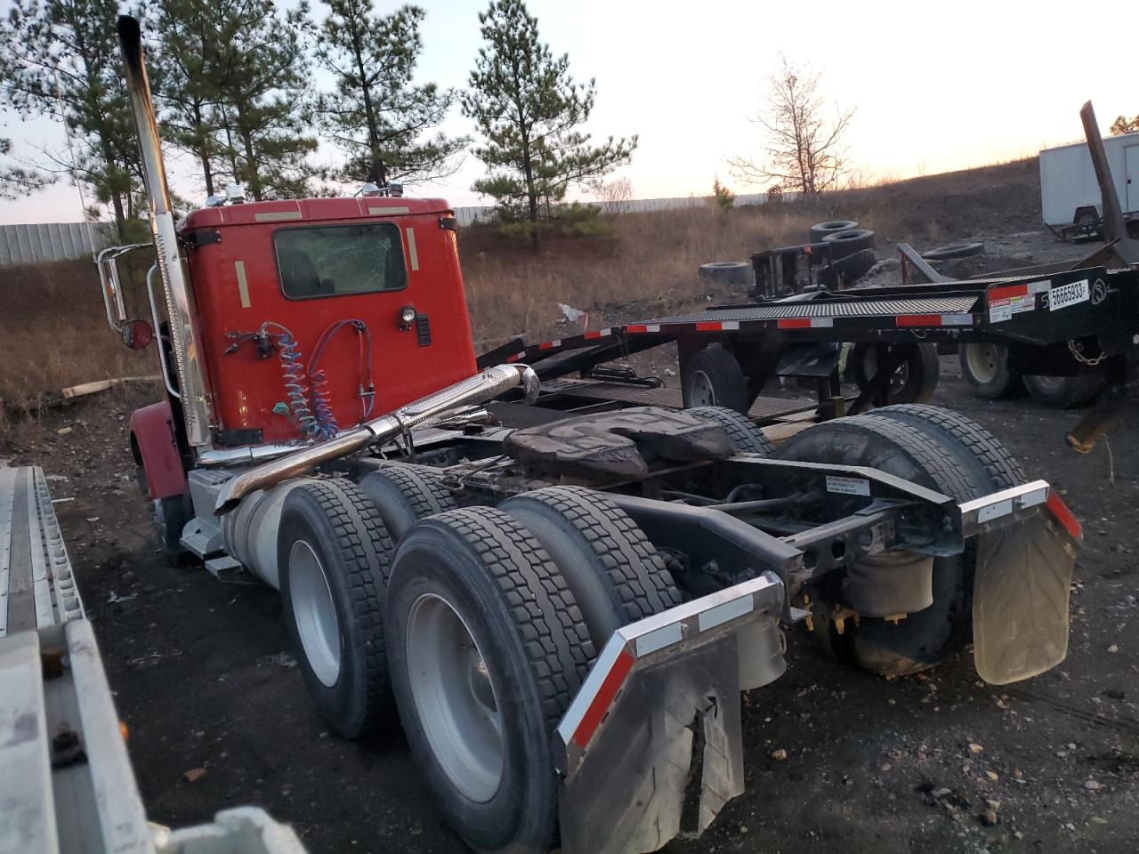 Obraz 3 z 2015 INTERNATIONAL 9900 9900I 2015 z VIN 3HSDMAPR7FN720810