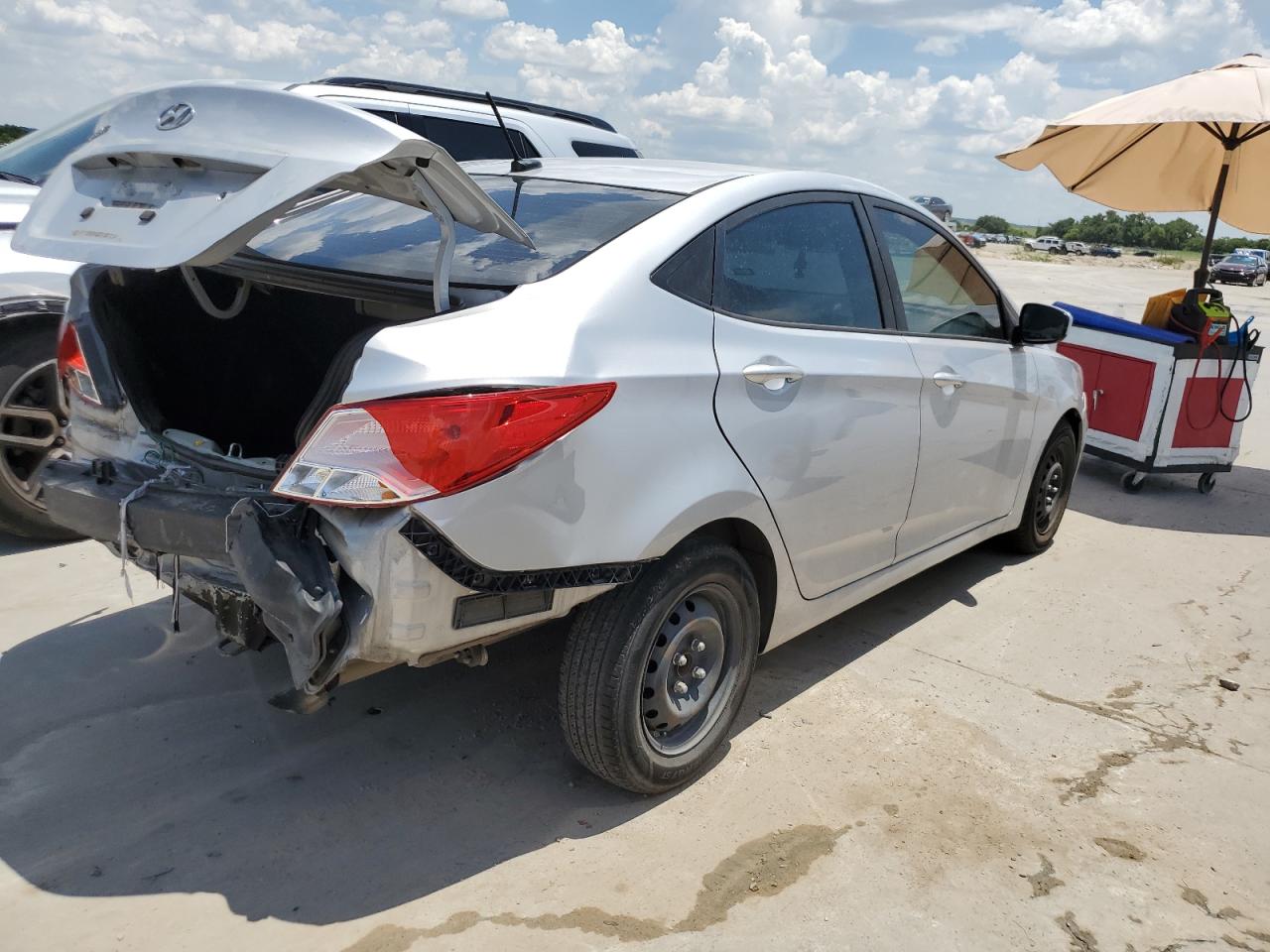 Image 3 of 2017 HYUNDAI ACCENT SE 2017 with VIN KMHCT4AE9HU202339