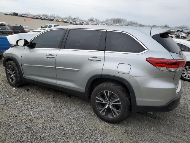 Изображение 2 2019 TOYOTA HIGHLANDER LE 2019 с VIN 5TDZZRFH3KS300145