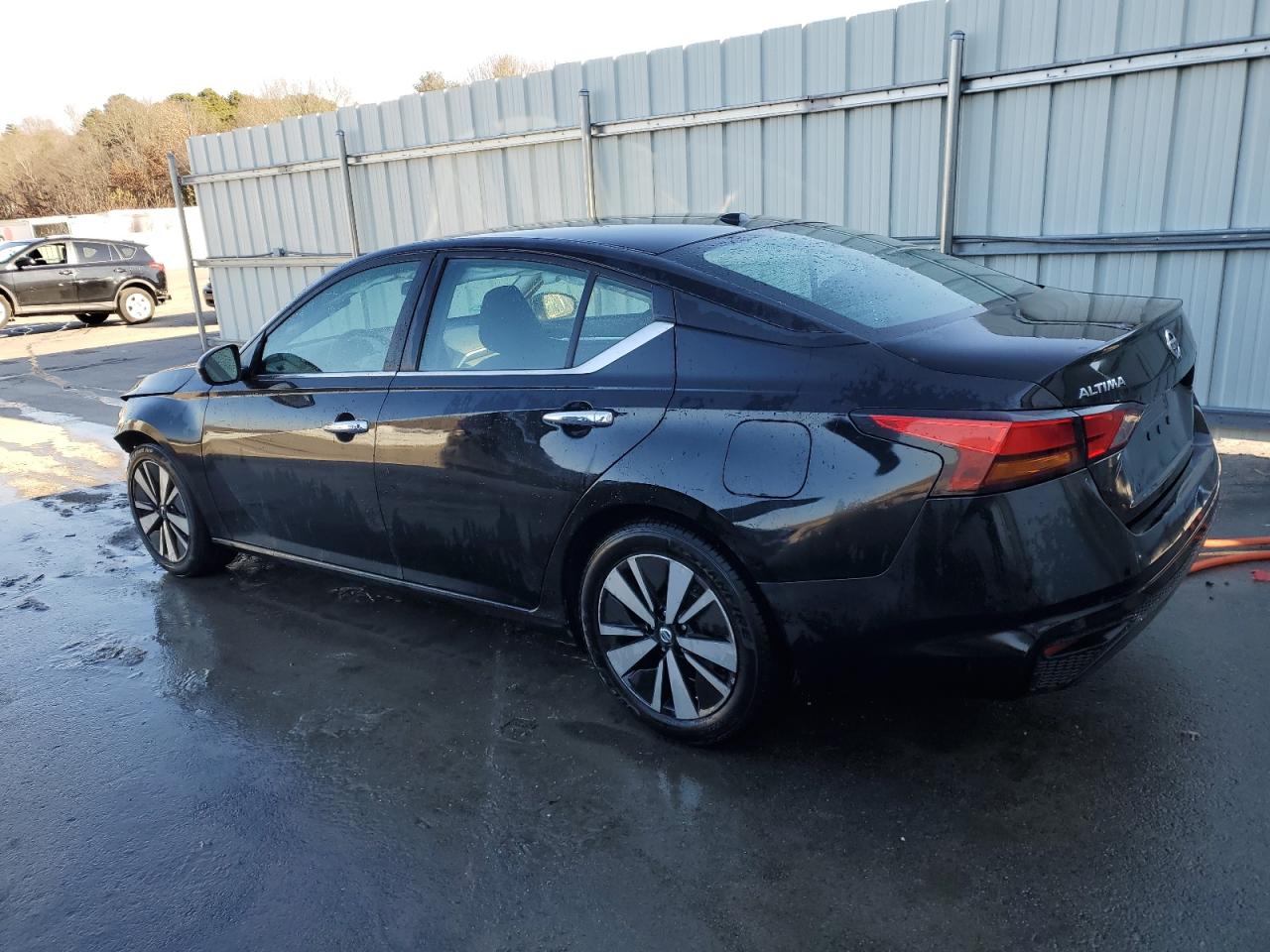 Image 2 of 2021 NISSAN ALTIMA SV 2021 with VIN 1N4BL4DV2MN318987