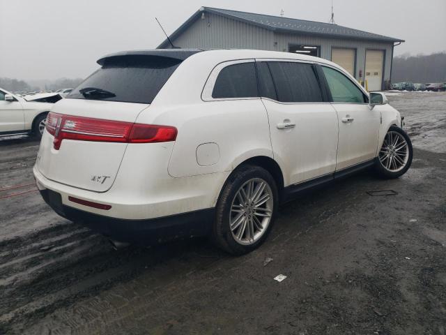 Image 3 of 2019 LINCOLN MKT  2019 with VIN 2LMHJ5AT4KBL02480