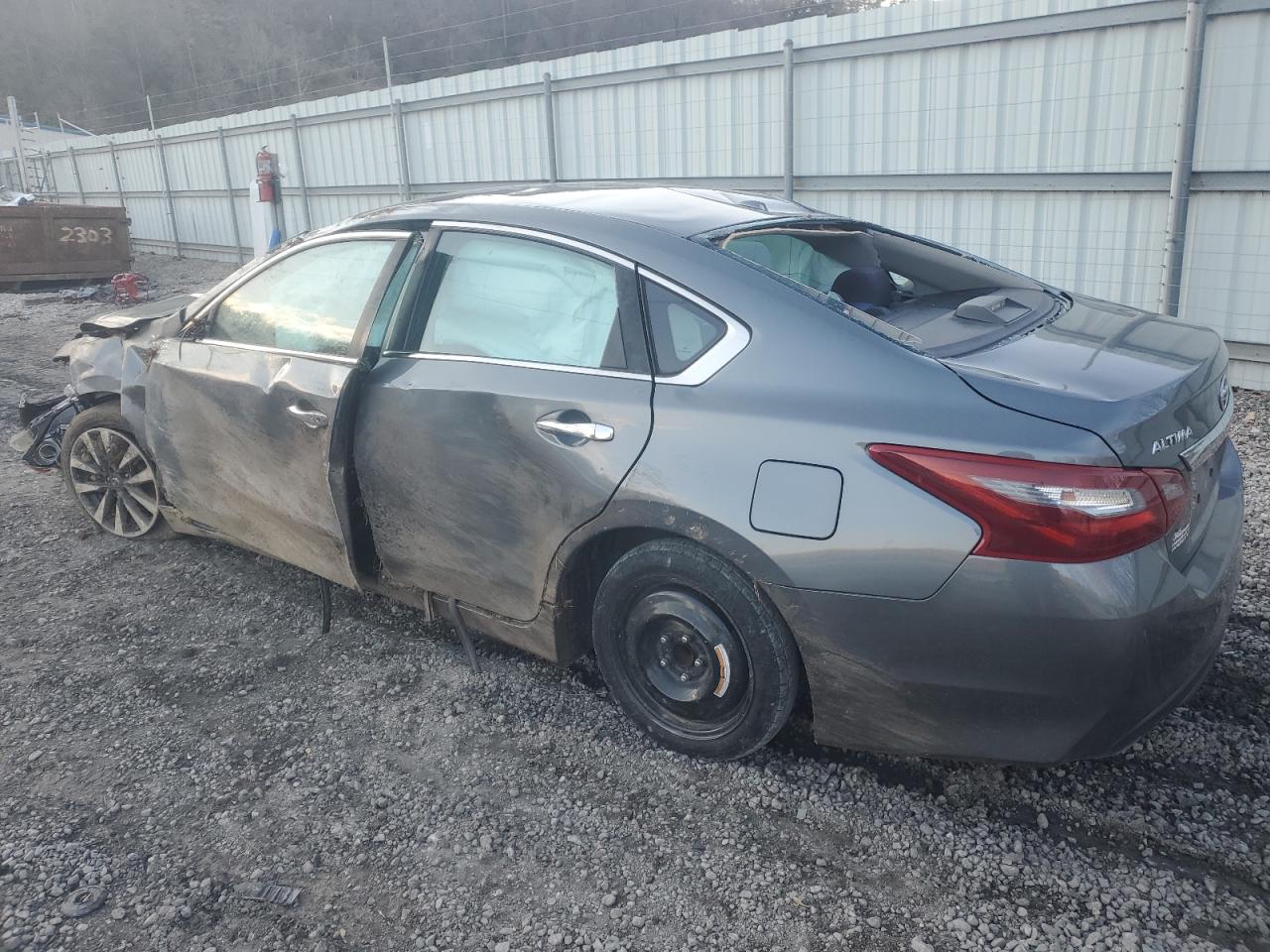 Image 2 of 2018 NISSAN ALTIMA 2.5 2018 with VIN 1N4AL3AP2JC253027