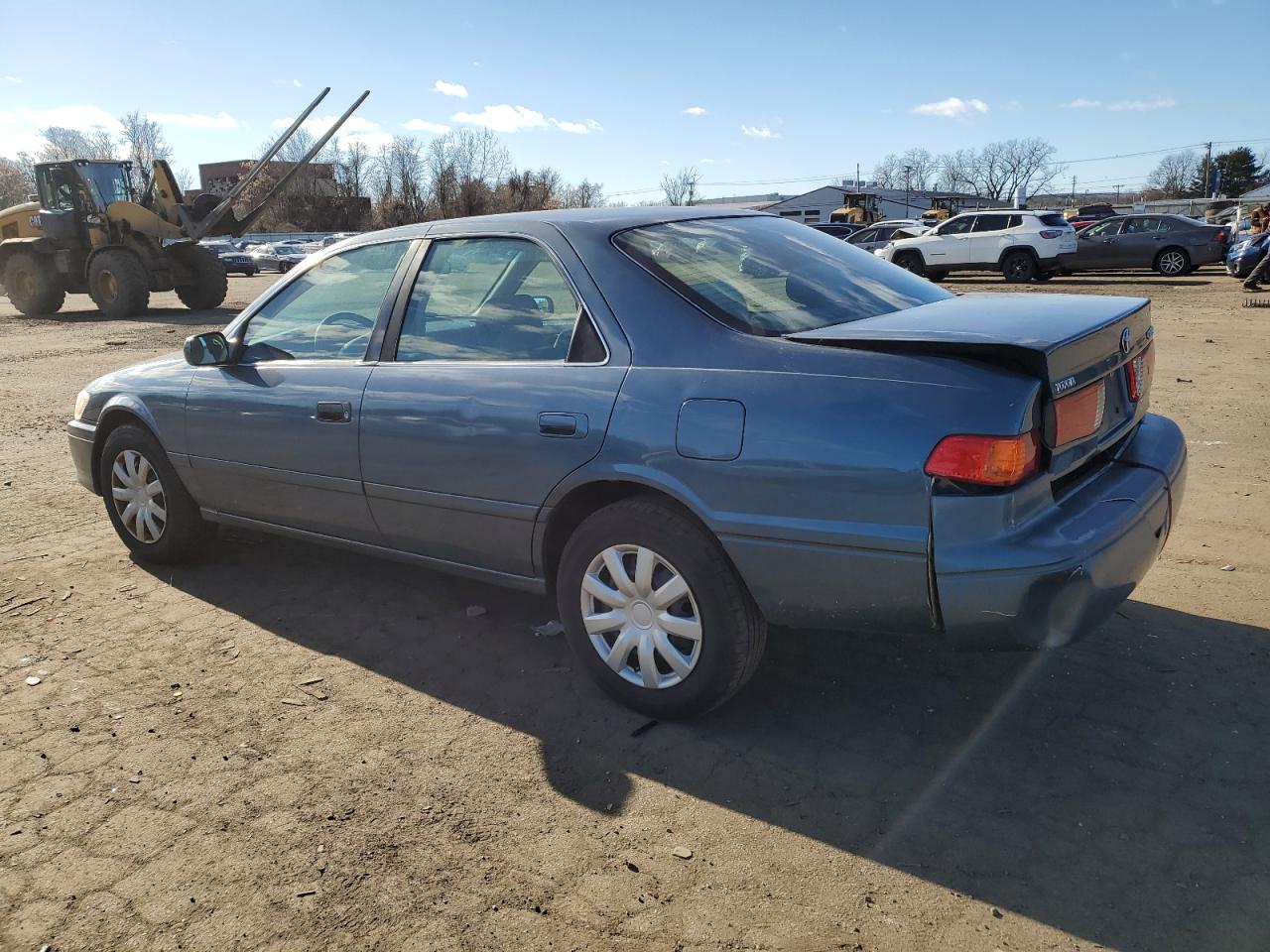 Obraz 2 z 2001 TOYOTA CAMRY CE 2001 z VIN 4T1BG22K21U846795