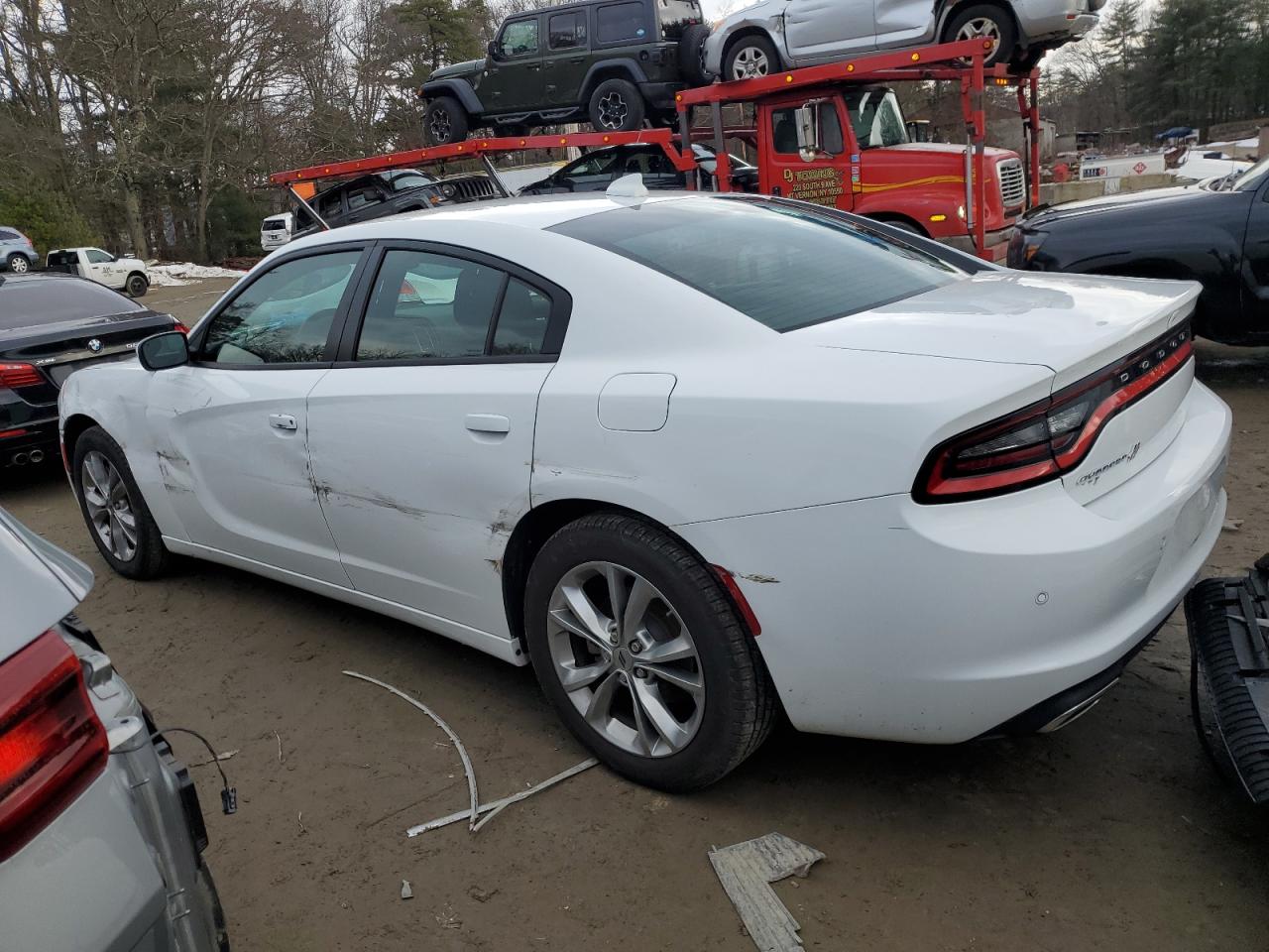 Image 2 of 2022 DODGE CHARGER SXT 2022 with VIN 2C3CDXJG5NH115903