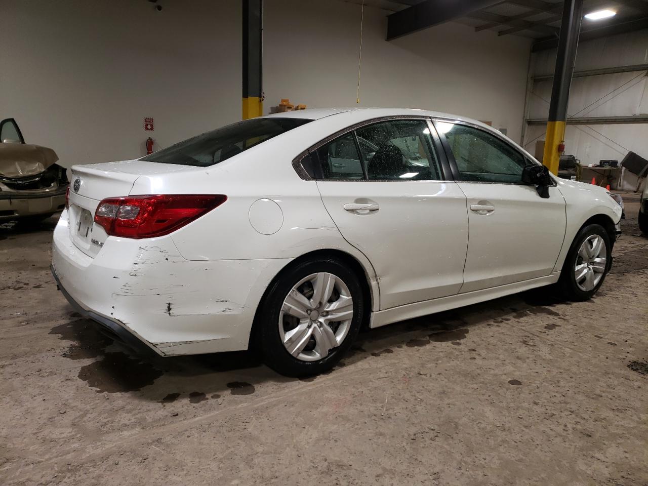 Изображение 3 2018 SUBARU LEGACY 2.5I 2018 с VIN 4S3BNAA60J3042901