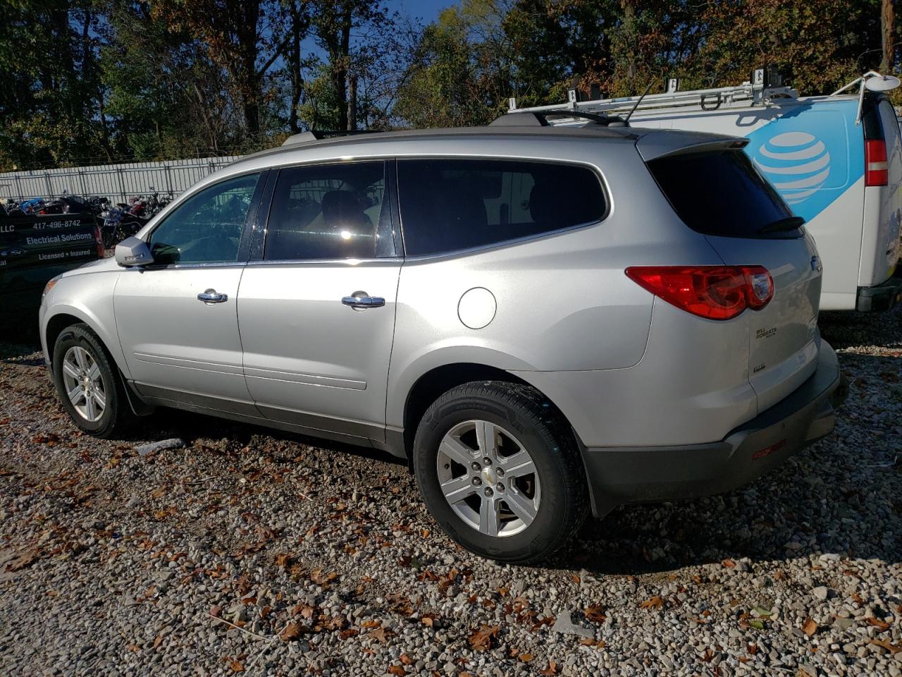 Obraz 2 z 2011 CHEVROLET TRAVERSE LT 2011 z VIN 1GNKVGED1BJ347355