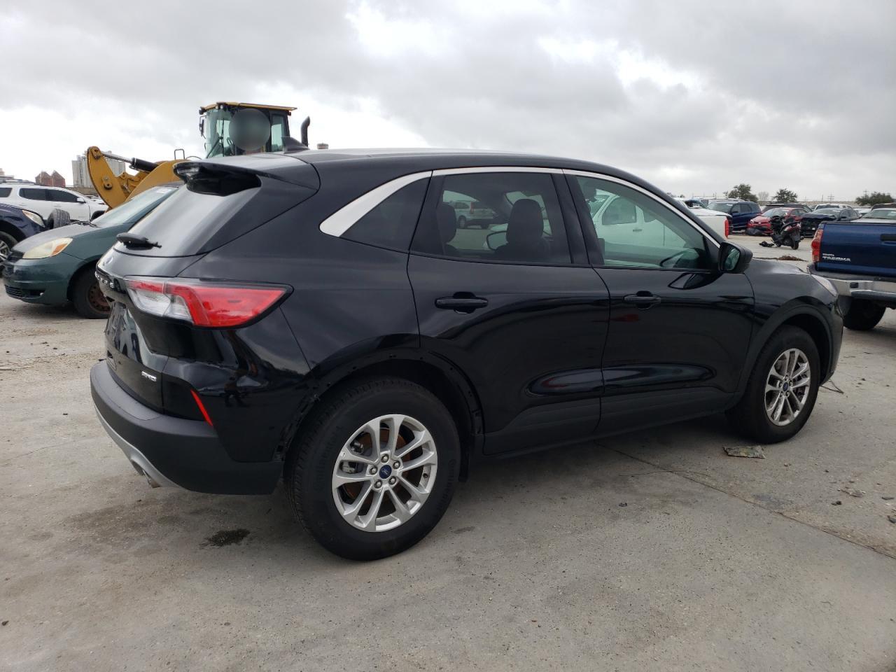 Изображение 3 2022 FORD ESCAPE SE 2022 с VIN 1FMCU9G63NUA84861