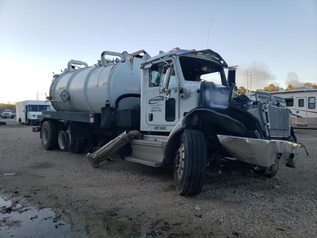 Изображение 2018 PETERBILT 348  2018