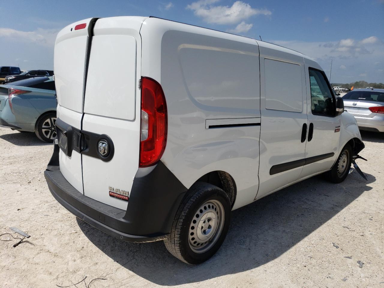 Image 3 of 2017 RAM PROMASTER CITY  2017 with VIN ZFBERFAB0H6E82935