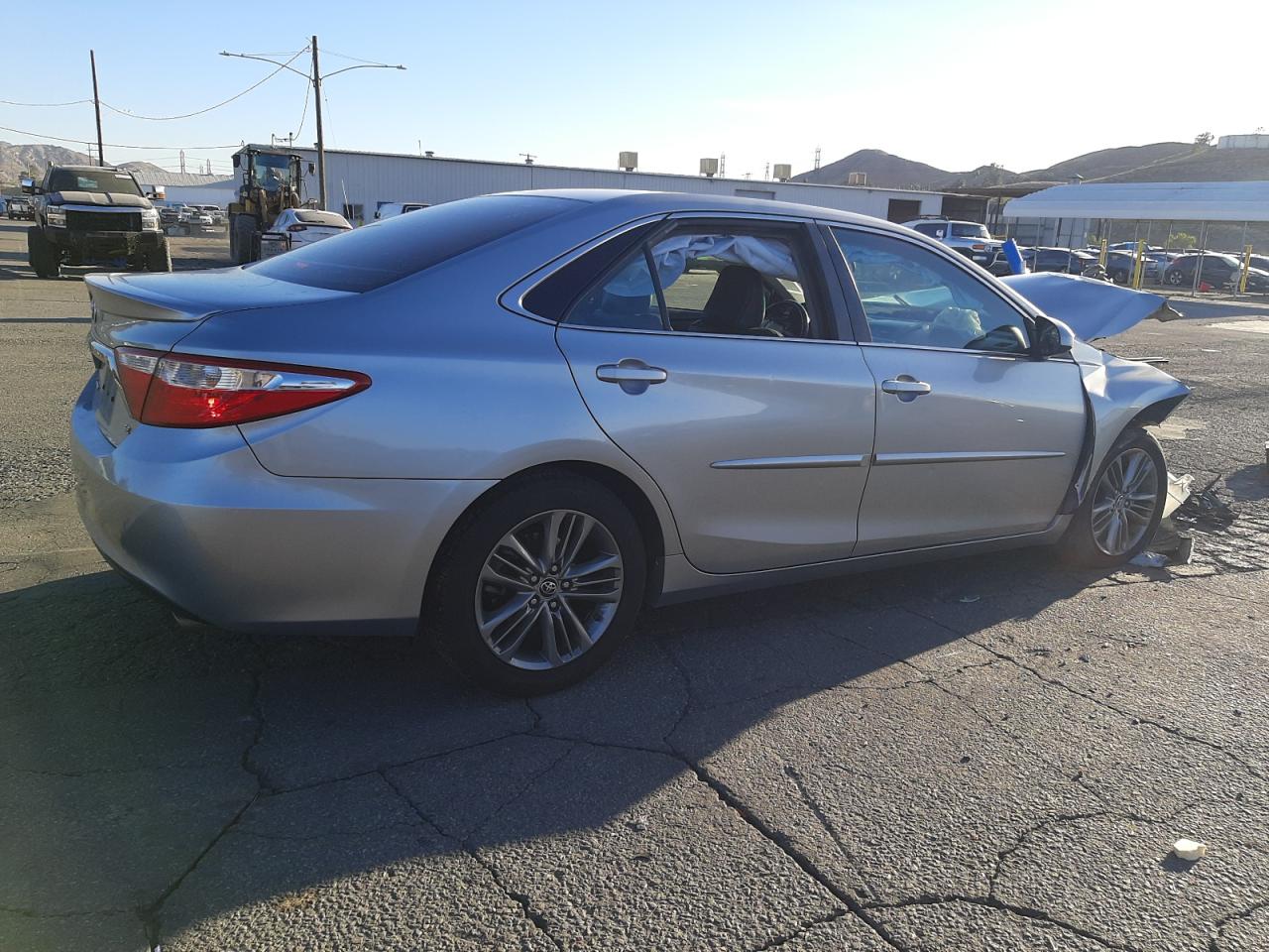 Изображение 3 2015 TOYOTA CAMRY LE 2015 с VIN 4T1BF1FK1FU023712