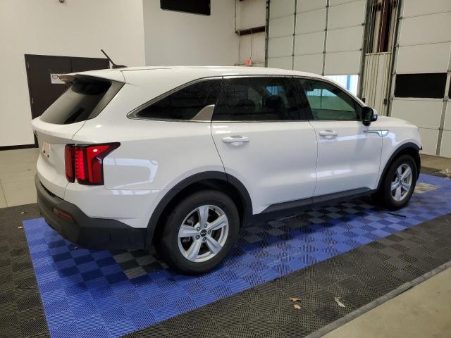 Изображение 3 2023 KIA SORENTO LX 2023 с VIN 5XYRG4LC1PG164197