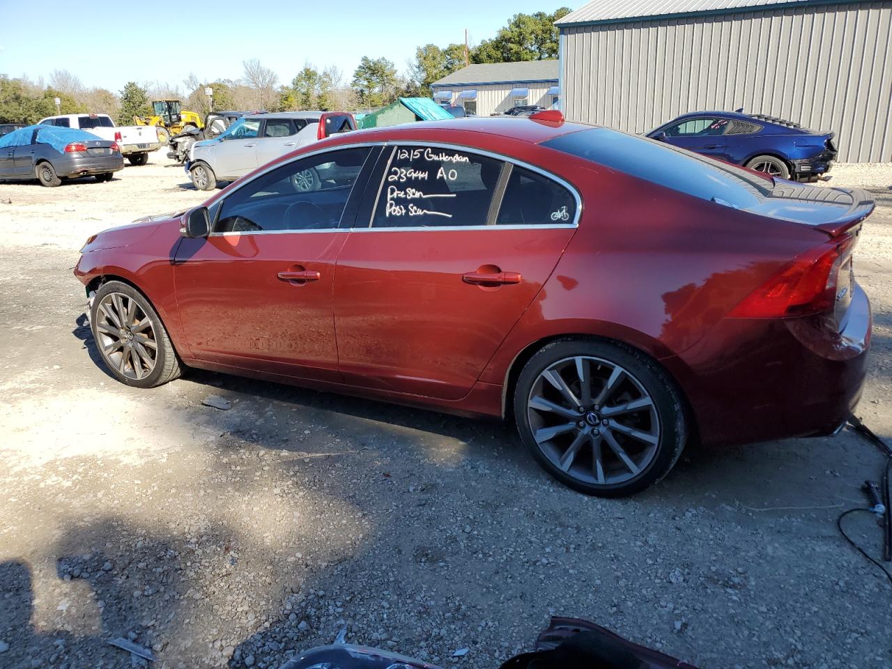 Изображение 2 2015 VOLVO S60 PLATINUM 2015 с VIN YV149MFM7F1343328