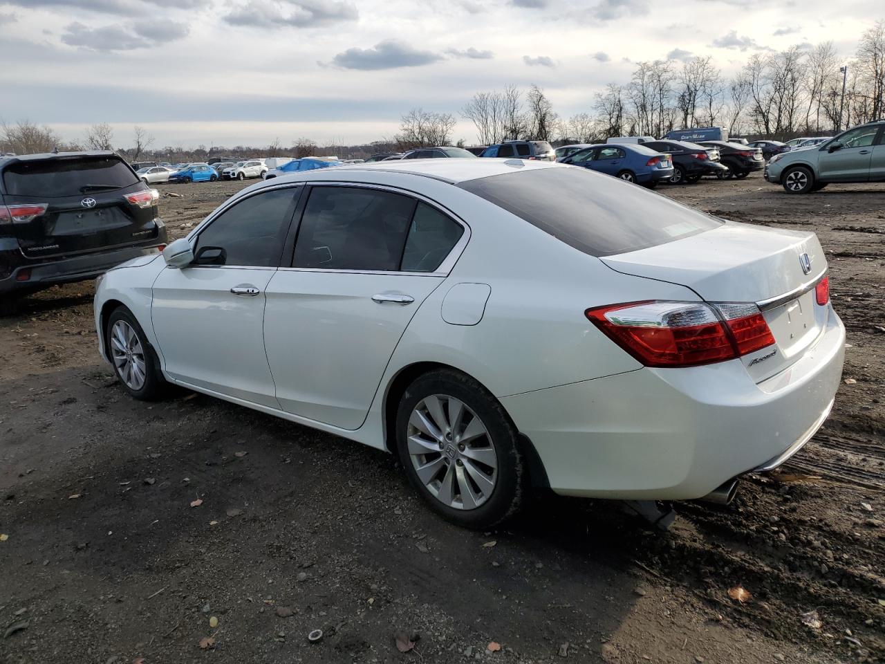 Obraz 2 z 2013 HONDA ACCORD EXL 2013 z VIN 1HGCR3F88DA015218