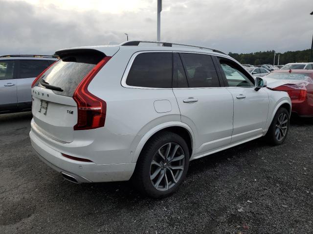 Obraz 3 z 2019 VOLVO XC90 T6 MOMENTUM 2019 z VIN YV4A22PK2K1472387