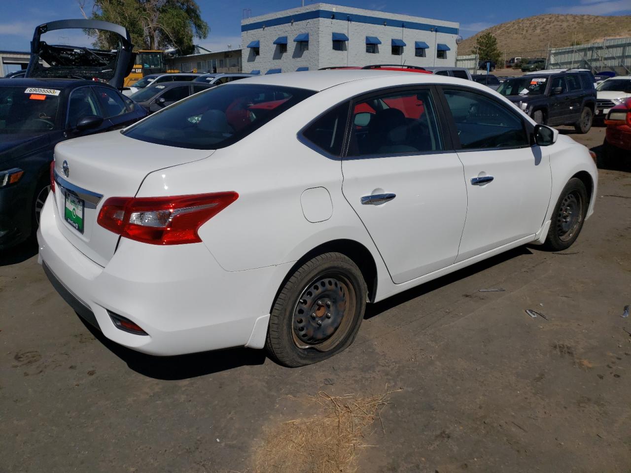 Obraz 3 z 2016 NISSAN SENTRA S 2016 z VIN 3N1AB7AP4GY300694