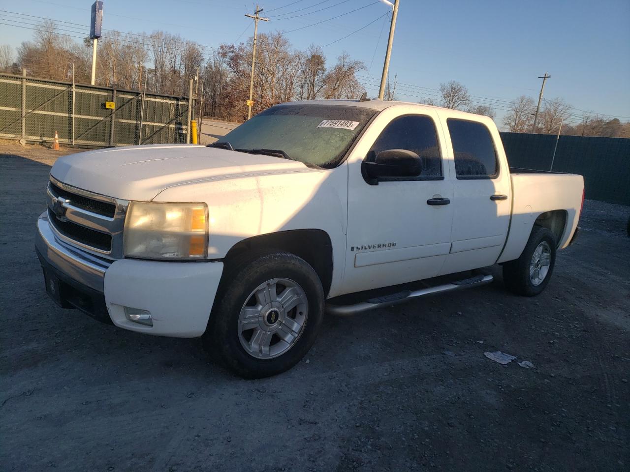 Obraz 1 z 2007 CHEVROLET SILVERADO K1500 CREW CAB 2007 z VIN 2GCEK13M271509736